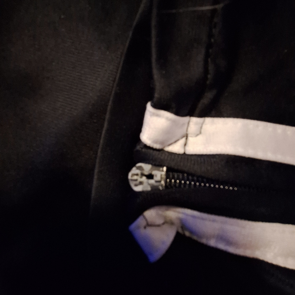 Jogging pants - Picture 3 of 3
